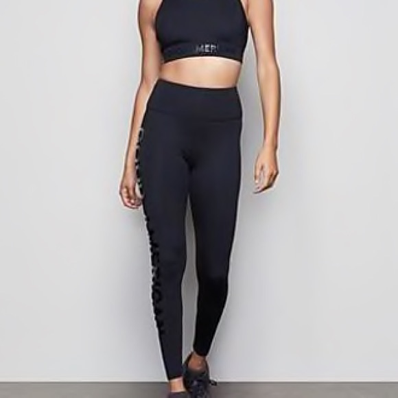 Good American “The Core Power Legging” in black - Picture 8 of 10
